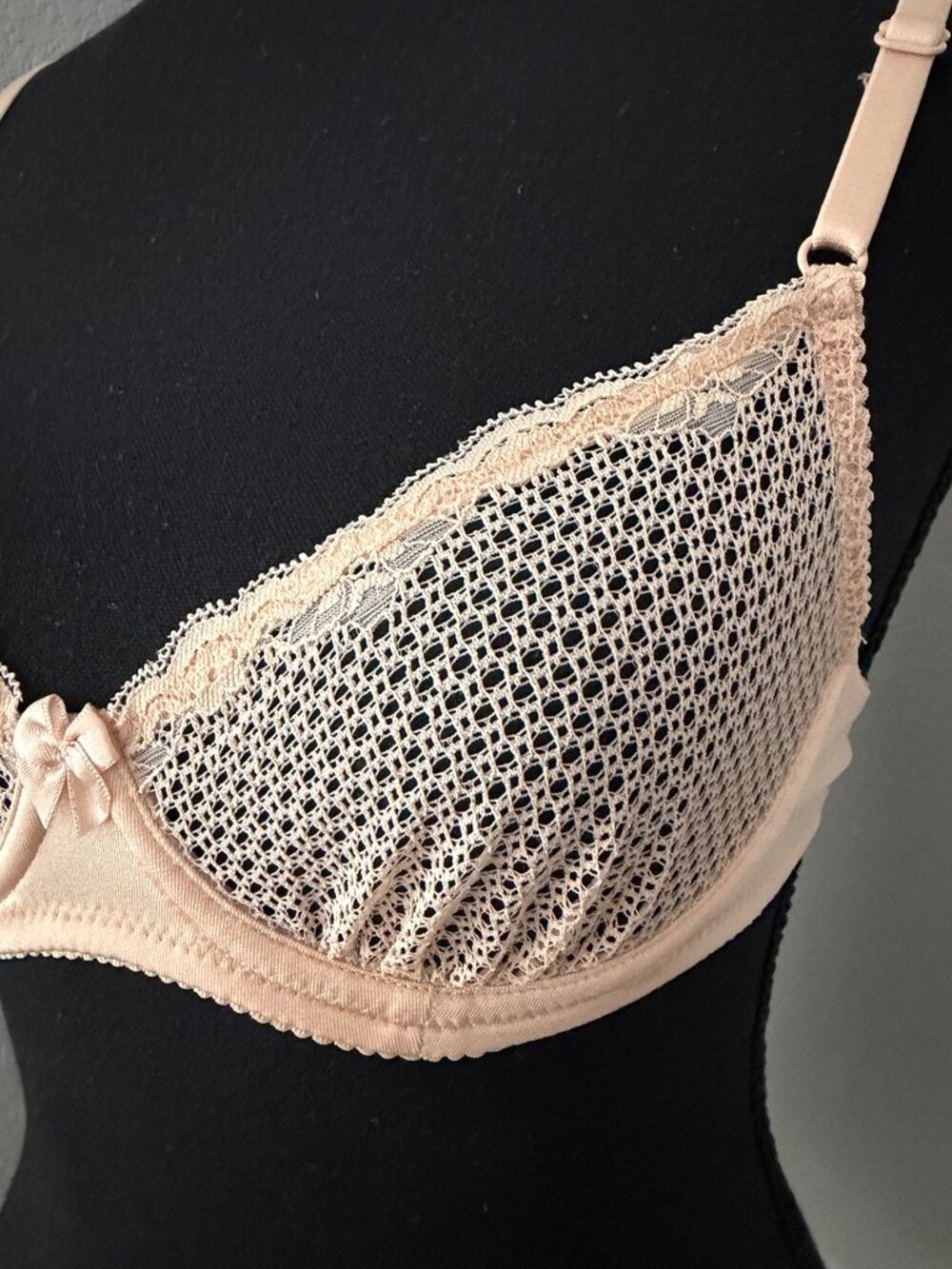 WINGSLOVE Nude Lace Underwire Demi Bra 32A NWT - Picture 7 of 10